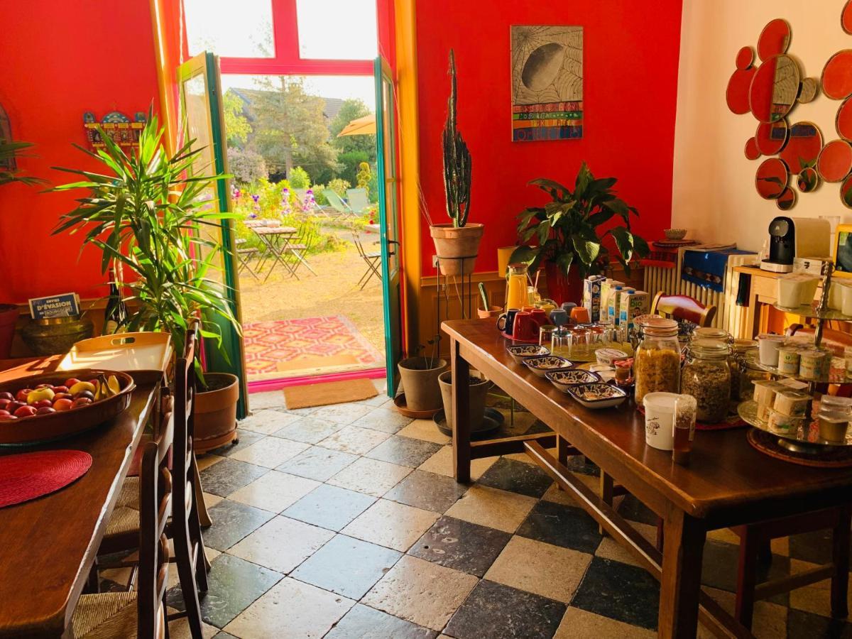 Aux Couleurs De D'hotes Bed & Breakfast