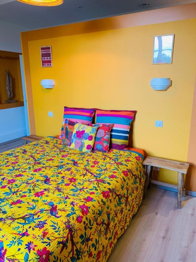 Aux Couleurs De D'hotes Bed & Breakfast Commarin