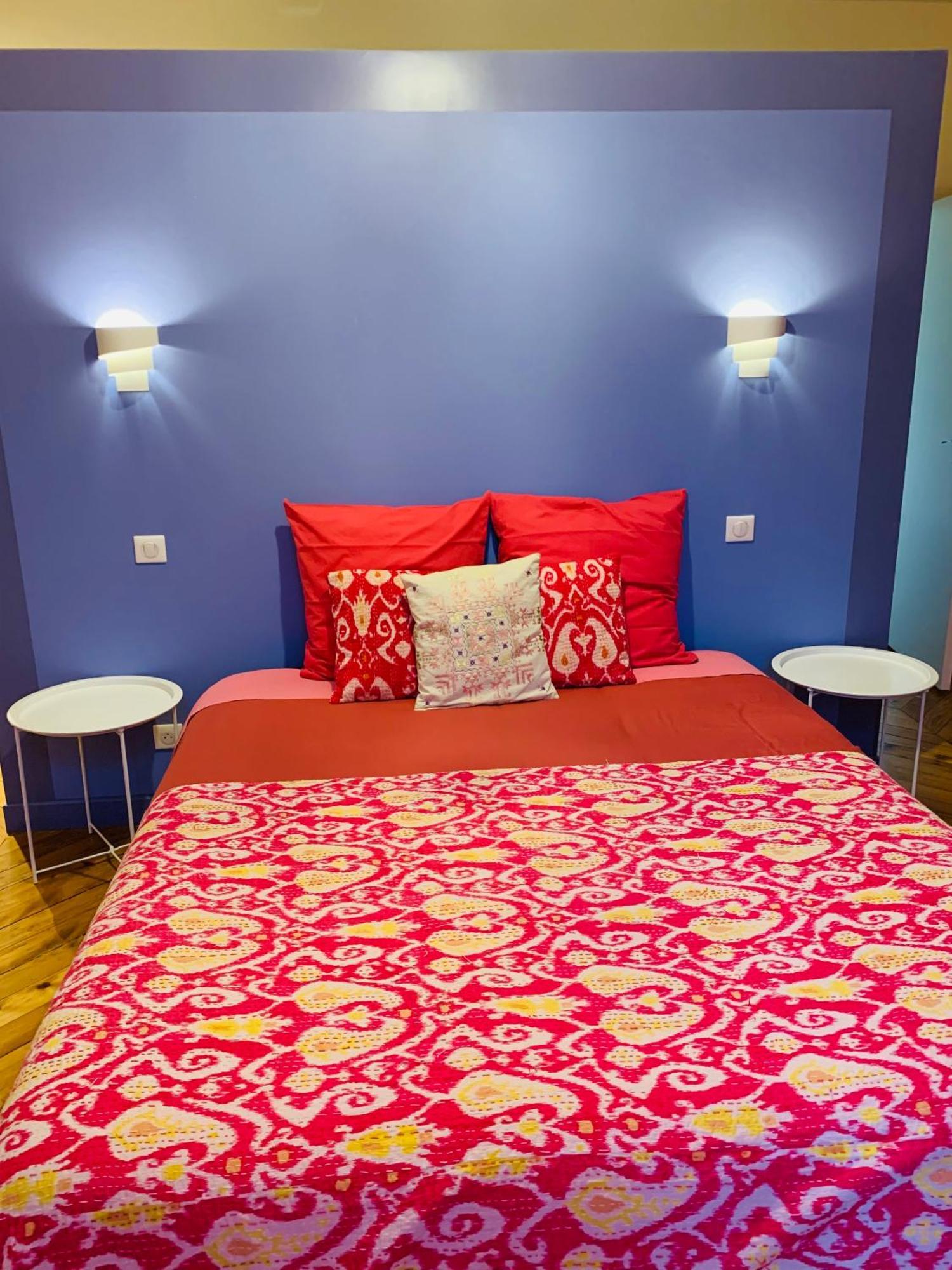 Bed & Breakfast Aux Couleurs De D'hotes *